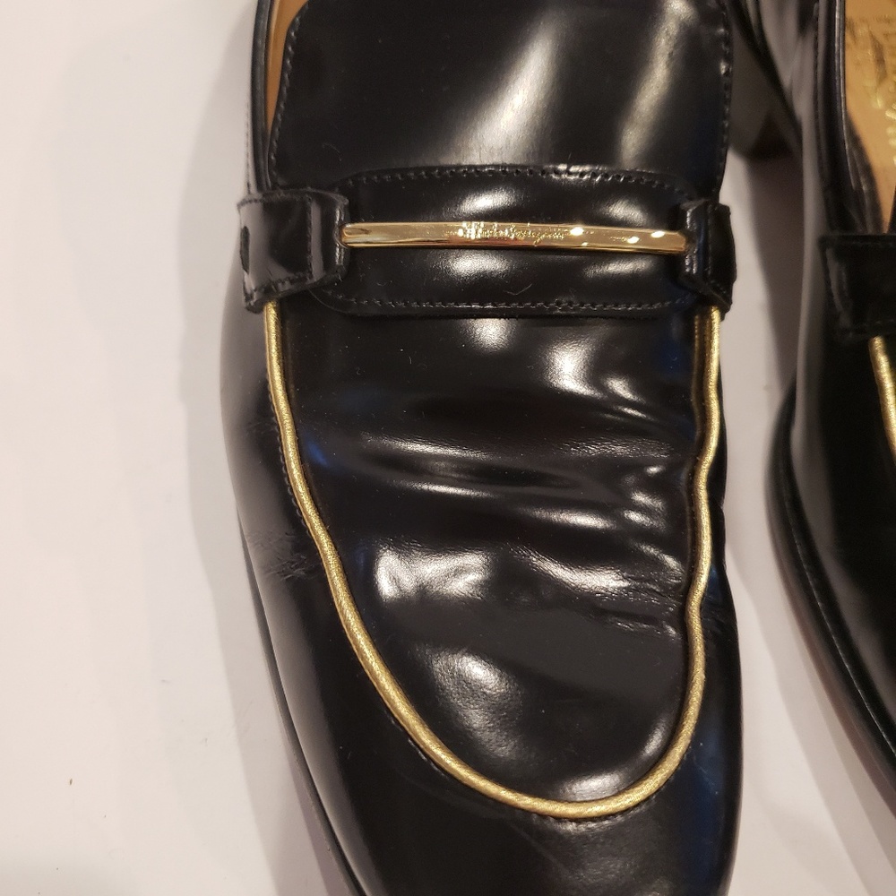 Ferragamo women's loafers flats black patent leather black gold size 8 c wide - Picture 4 of 7